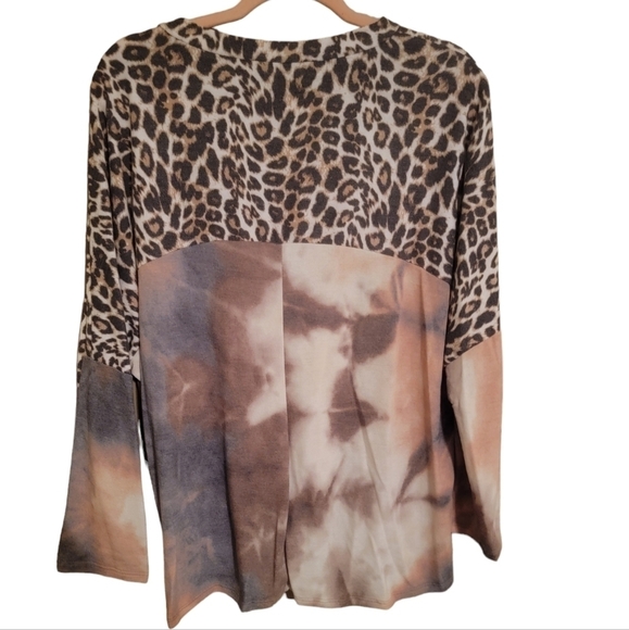 Shirt - Picture 2 of 2